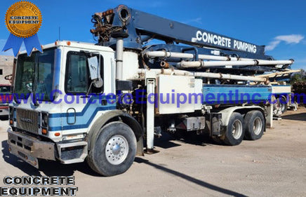 Used Concrete Pump Schwing 32XL Boom pump used for sale
